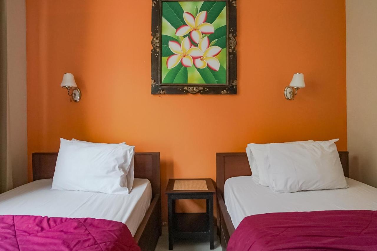 Taxa Uma Guest House Кута Екстериор снимка